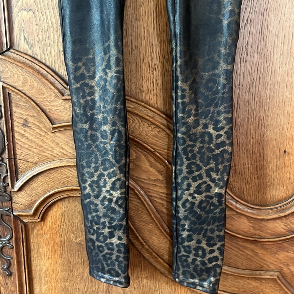 SPANX Faux Leather Metallic Leopard Cheetah Leggings - Picture 7 of 14